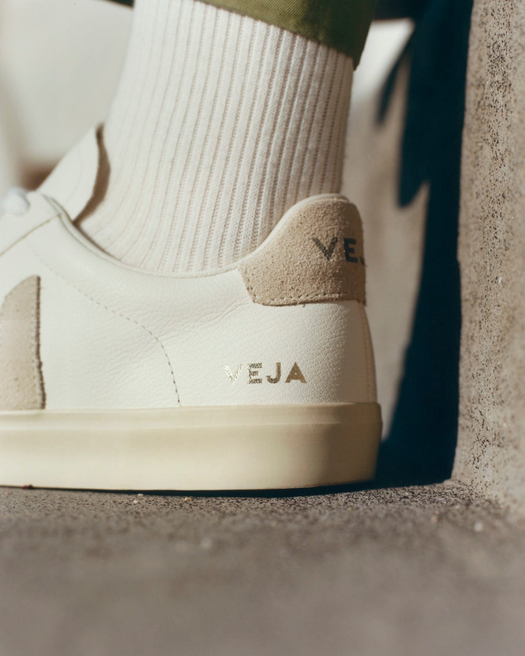 Veja Sapatilhas Campo White Natural Suede