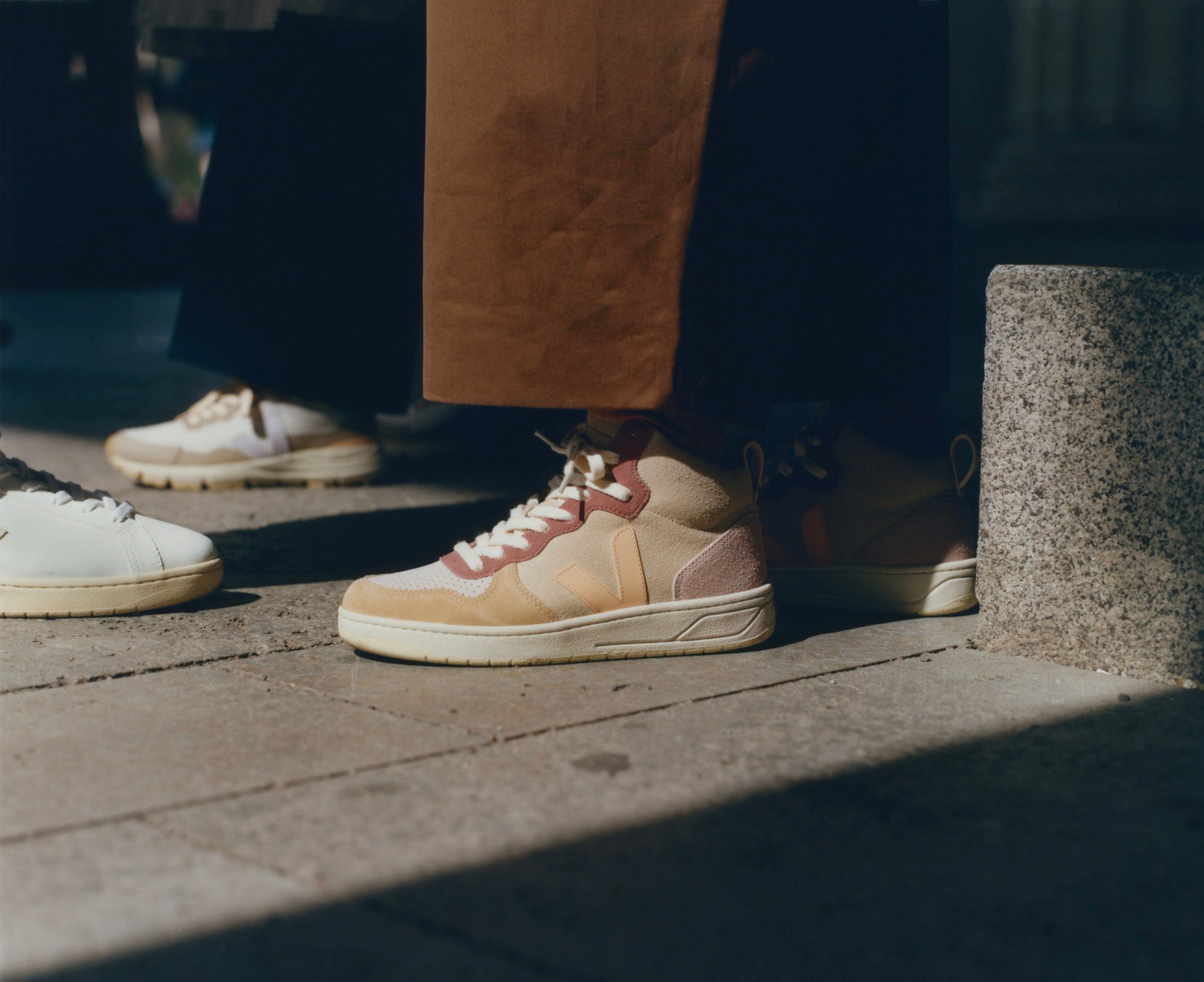 Veja Sapatilhas V-15 Suede Multico Peach