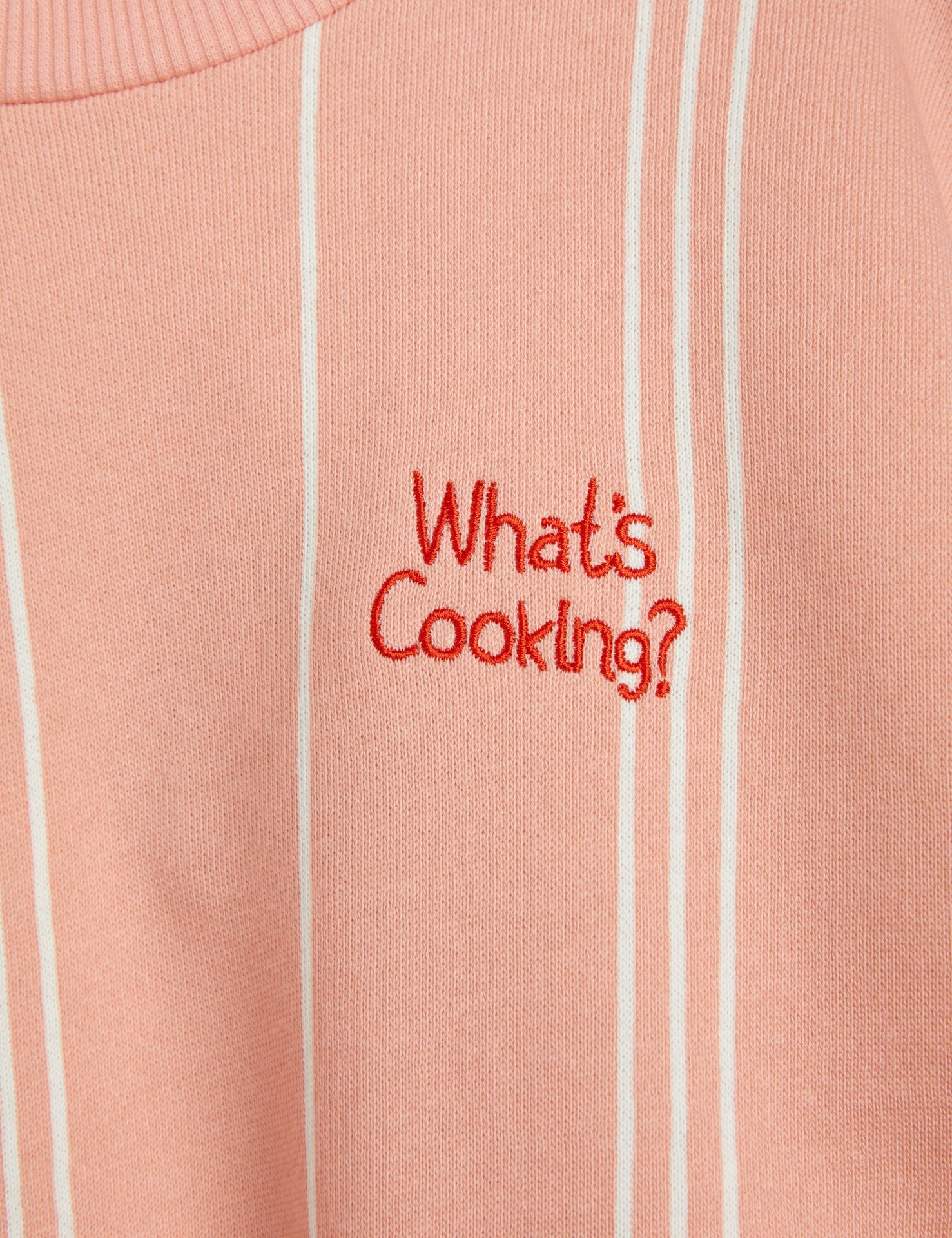 Sweatshirt bordada rosa | What's Cooking