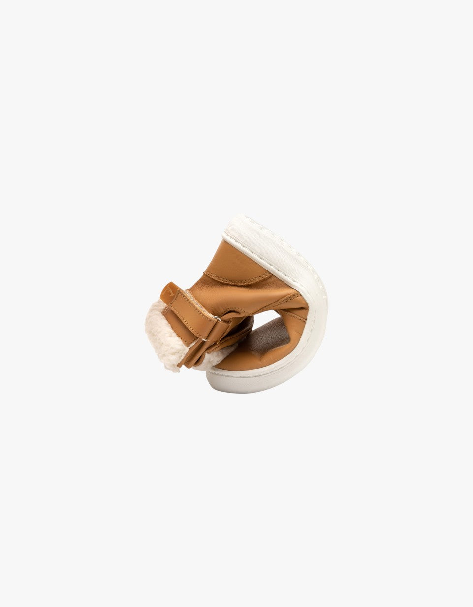 Bota | Dobby Hay